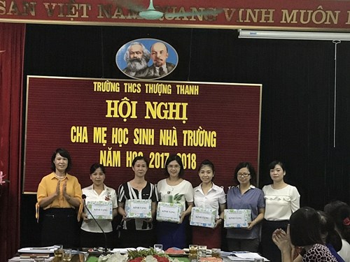 Trường THCS Thượng Thanh tổ chức Hội nghị Cha mẹ học sinh năm học 2017 – 2018